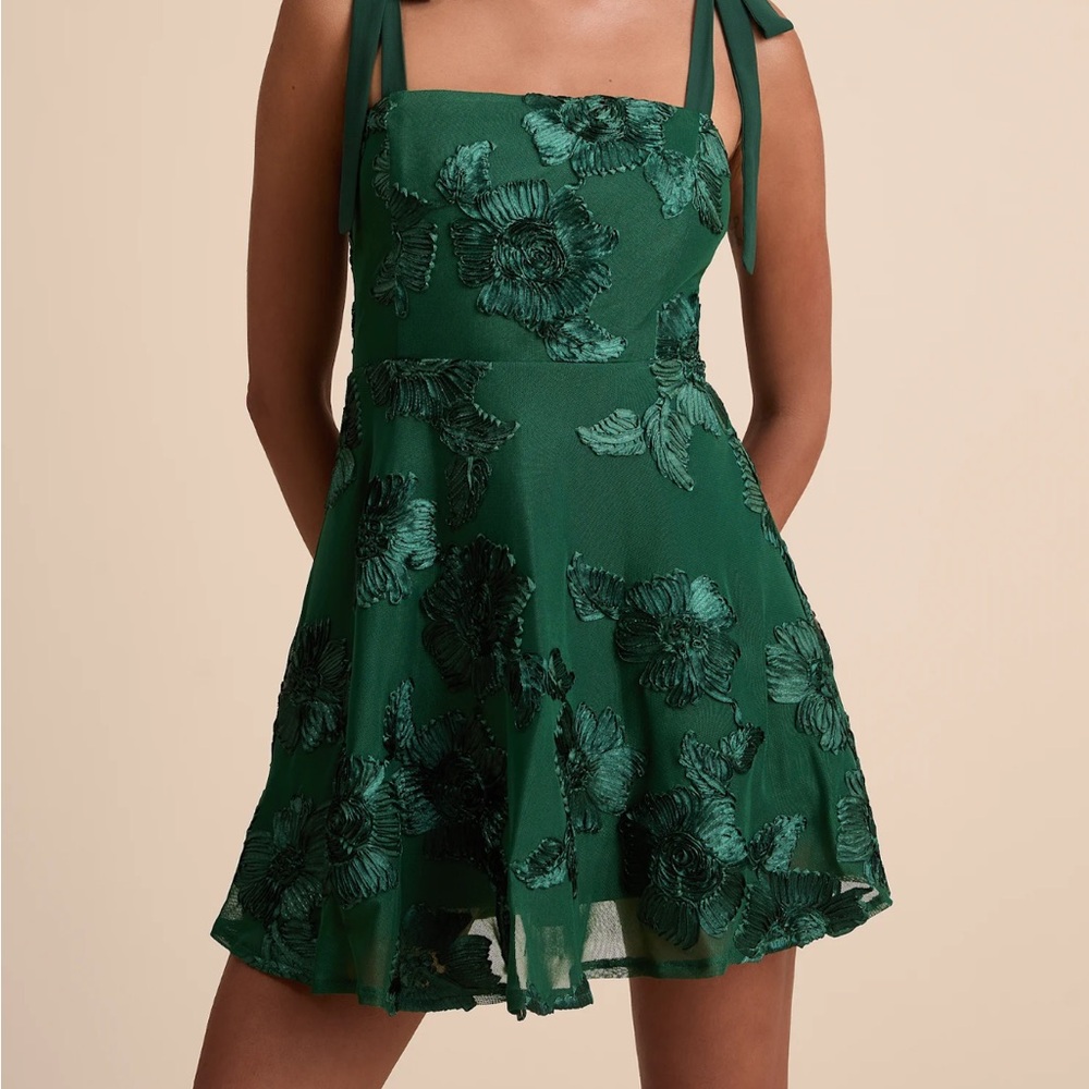 Lulu's Emerald Green Floral Tie-Shoulder Mini Dress